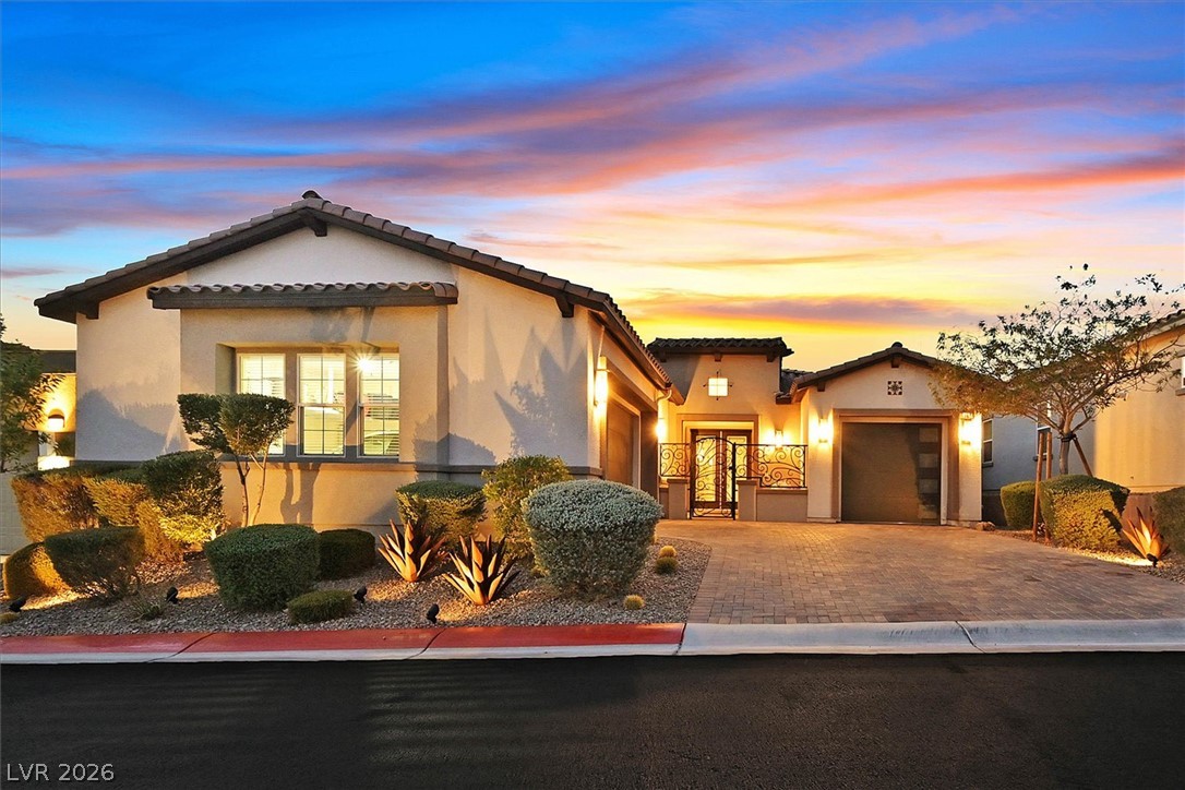 16 Via Tiberina Henderson NV 89011