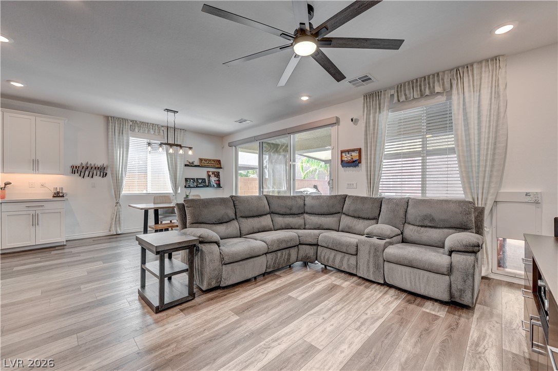 10075 Gila River Street Las Vegas NV 89178
