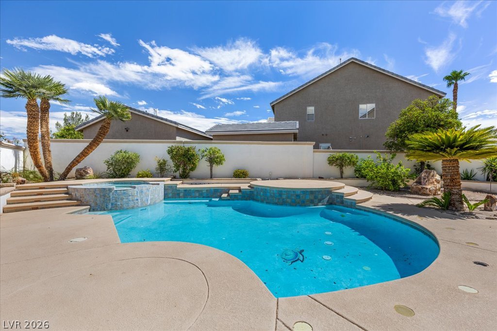 2500 Antique Blossom Avenue Henderson NV 89052