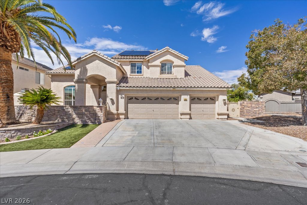 2500 Antique Blossom Avenue Henderson NV 89052