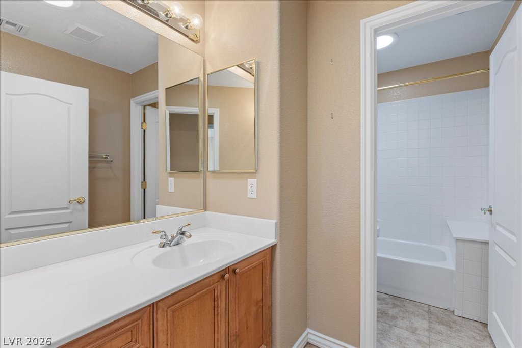 2500 Antique Blossom Avenue Henderson NV 89052