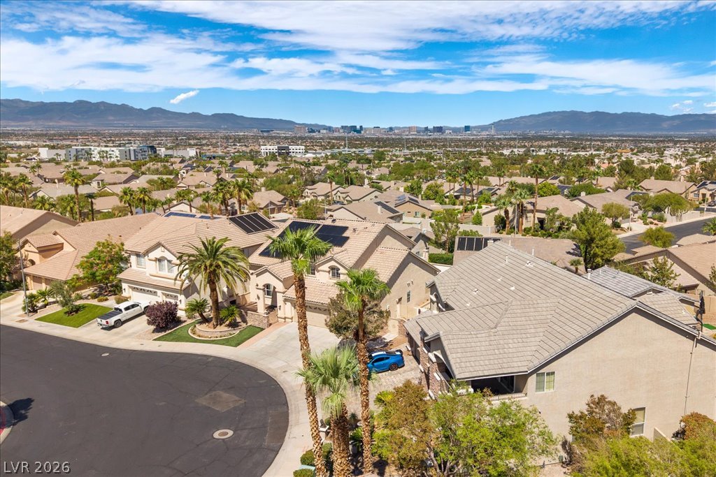 2500 Antique Blossom Avenue Henderson NV 89052