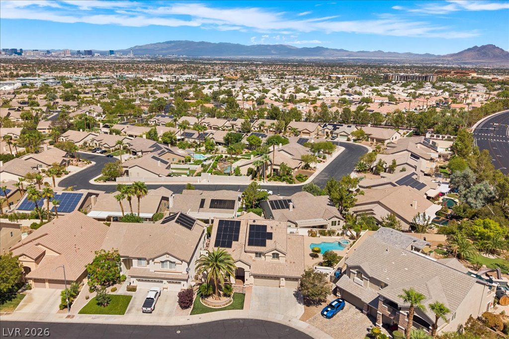 2500 Antique Blossom Avenue Henderson NV 89052