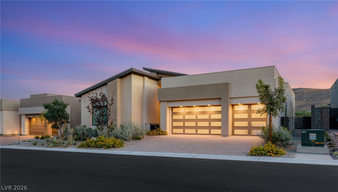 10865 Agate Cliffs Avenue Las Vegas NV 89135