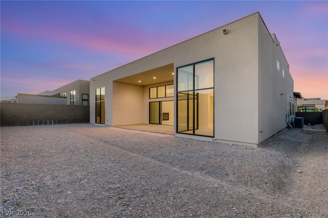 10865 Agate Cliffs Avenue Las Vegas NV 89135