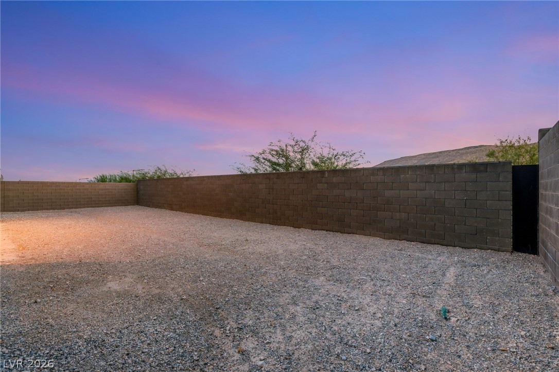 10865 Agate Cliffs Avenue Las Vegas NV 89135