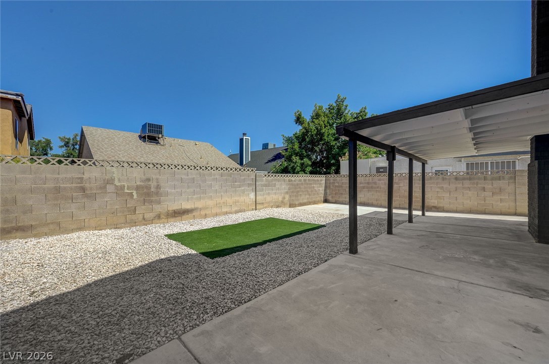 1702 Mapleleaf Street Las Vegas NV 89142