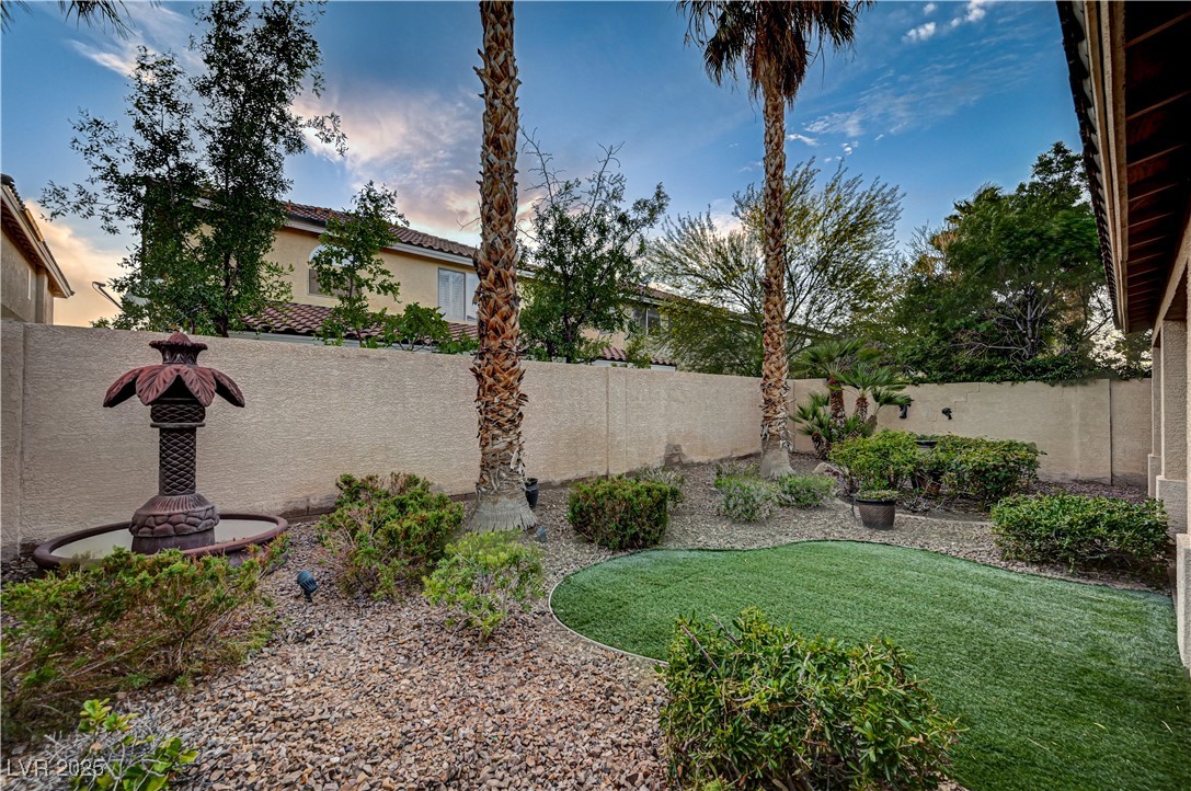10921 Calcedonian Street Las Vegas NV 89141