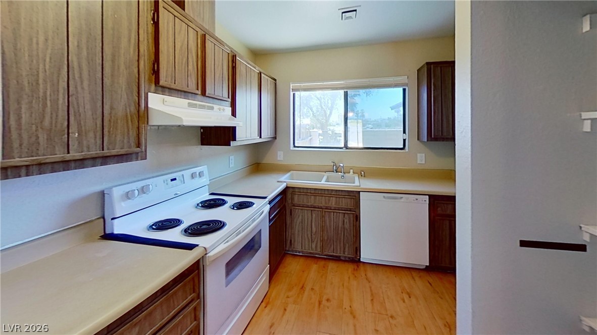1569 Hialeah Drive Las Vegas NV 89119