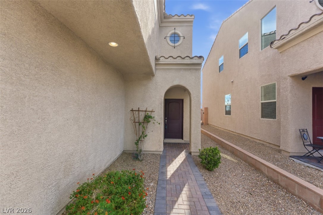 32 Lily Grove Road Las Vegas NV 89148