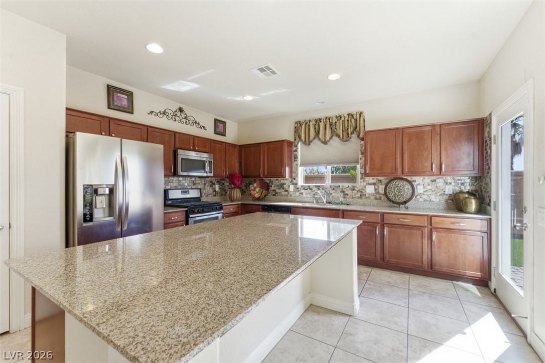32 Lily Grove Road Las Vegas NV 89148