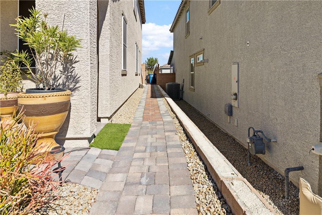 10854 Gentle Crest Avenue Las Vegas NV 89166