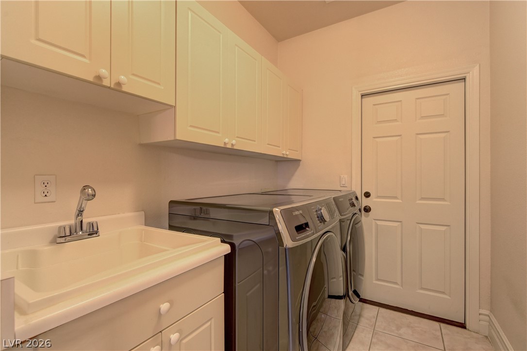 8839 La Manga Avenue Las Vegas NV 89147
