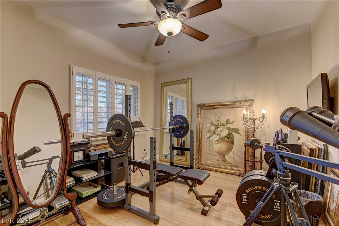 8839 La Manga Avenue Las Vegas NV 89147