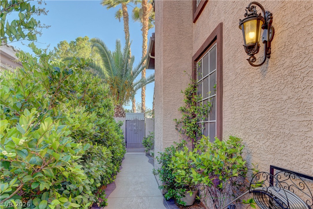 8839 La Manga Avenue Las Vegas NV 89147