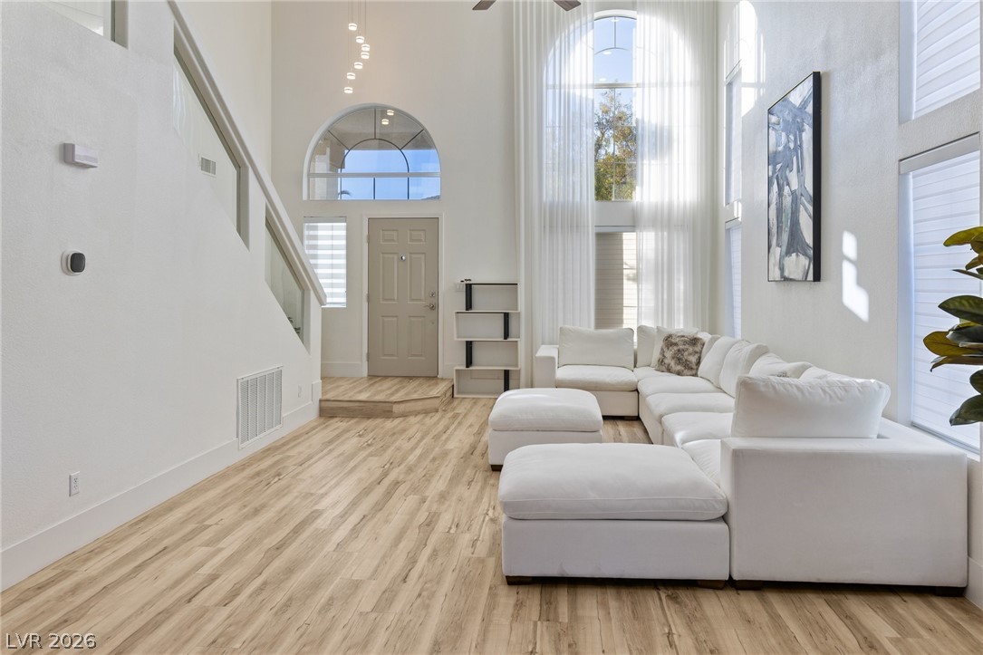 38 Diplomat Court Henderson NV 89074