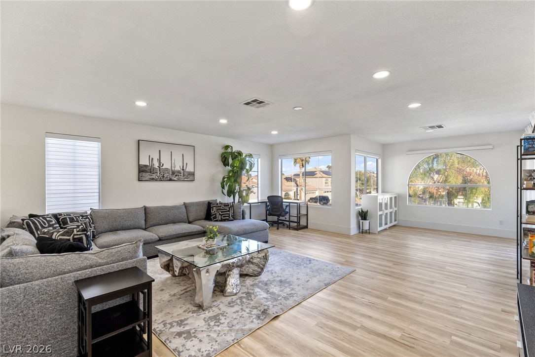 38 Diplomat Court Henderson NV 89074