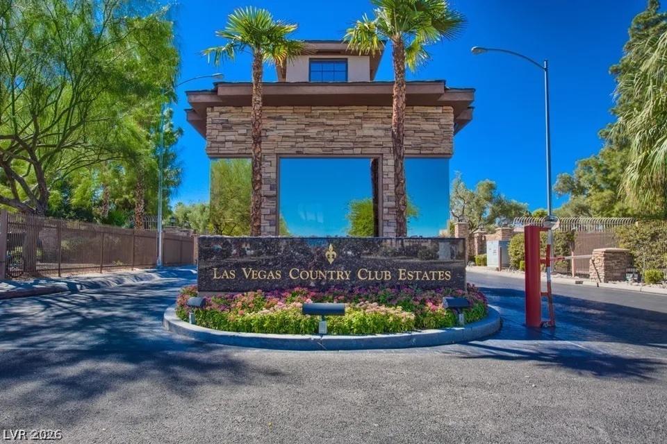 770 Tam O Shanter Las Vegas NV 89109