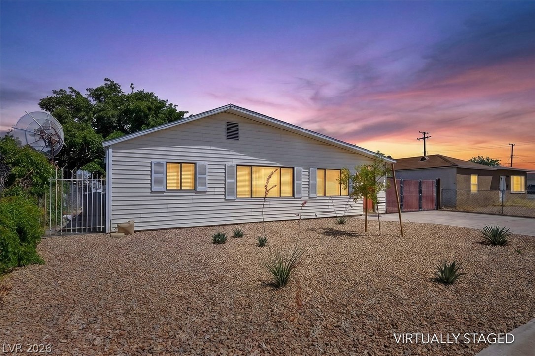 132 Cedar Street Henderson NV 89015