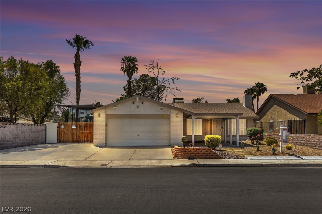 2420 Winwood Street Las Vegas NV 89108