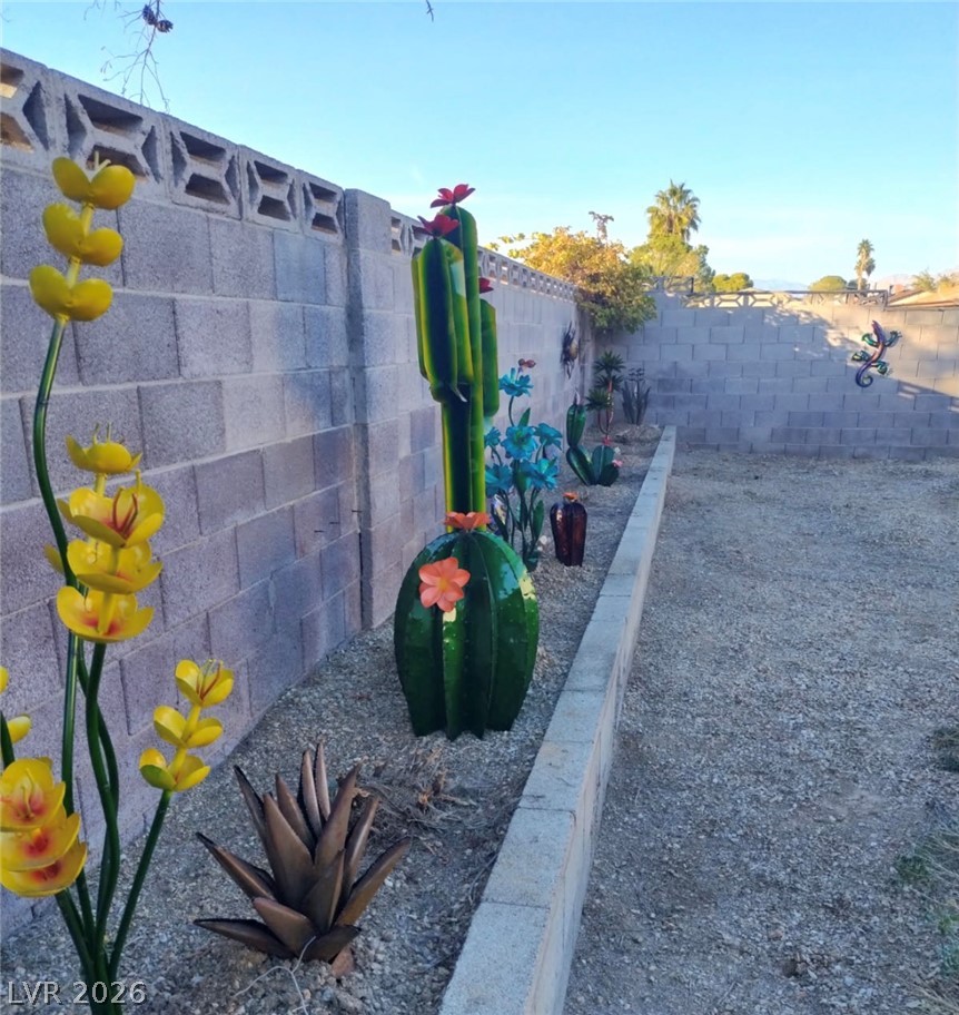 2420 Winwood Street Las Vegas NV 89108