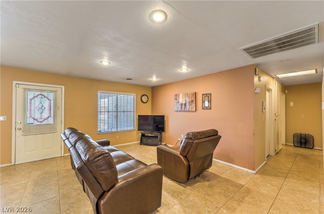 2420 Winwood Street Las Vegas NV 89108