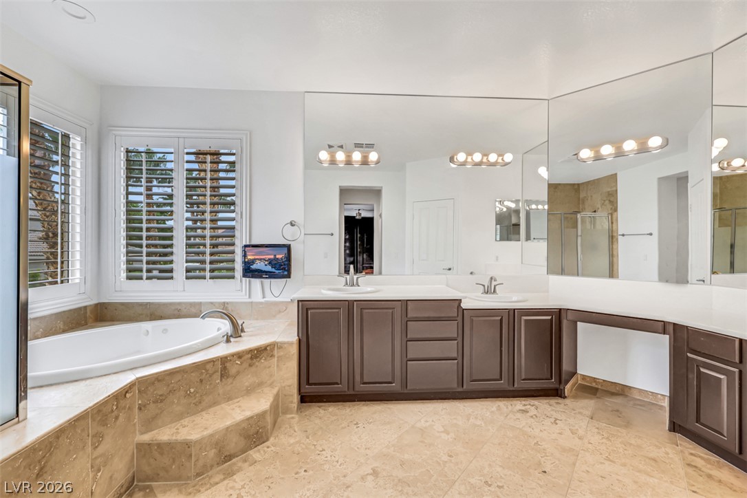 10779 Crown Court Las Vegas NV 89141