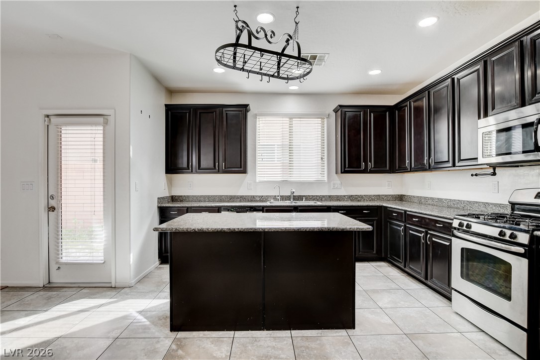 7629 Jasmine Falls Drive Las Vegas NV 89179