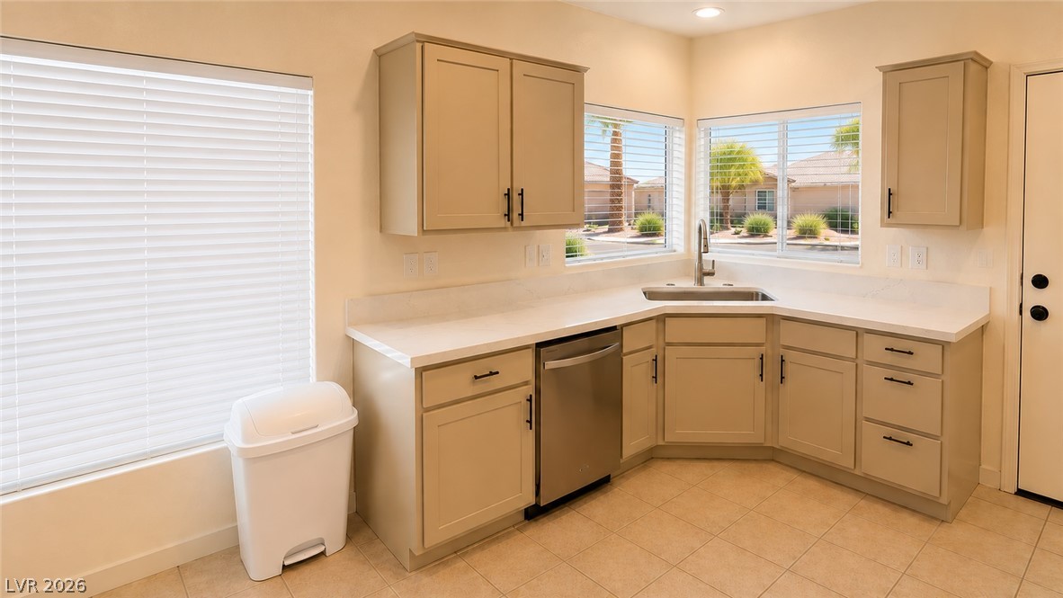 1832 Mountain Ranch Avenue Henderson NV 89012