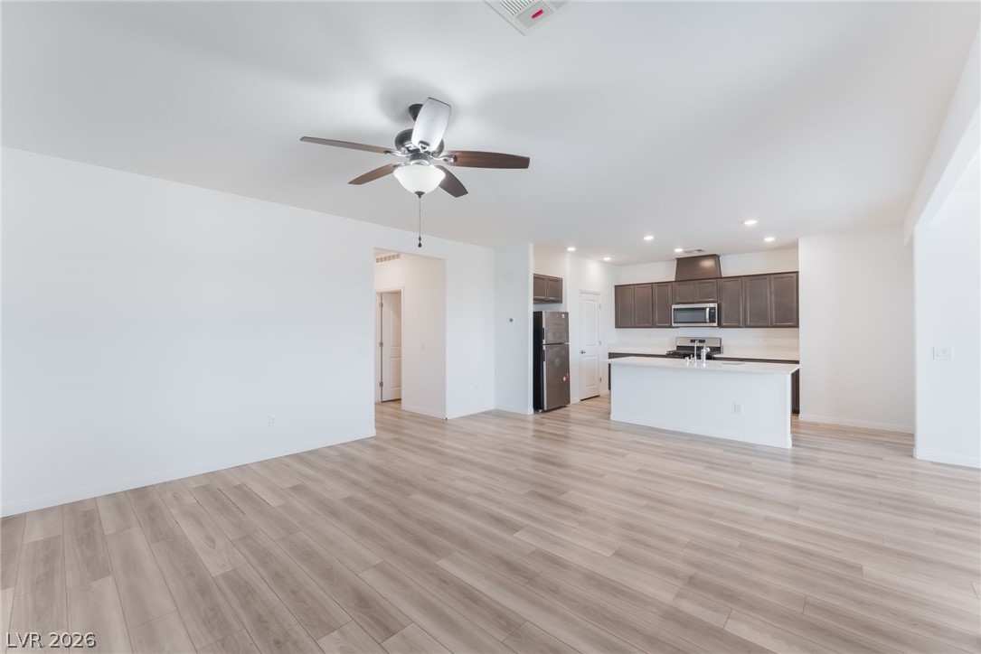 6806 Feather Hill Street North Las Vegas NV 89086