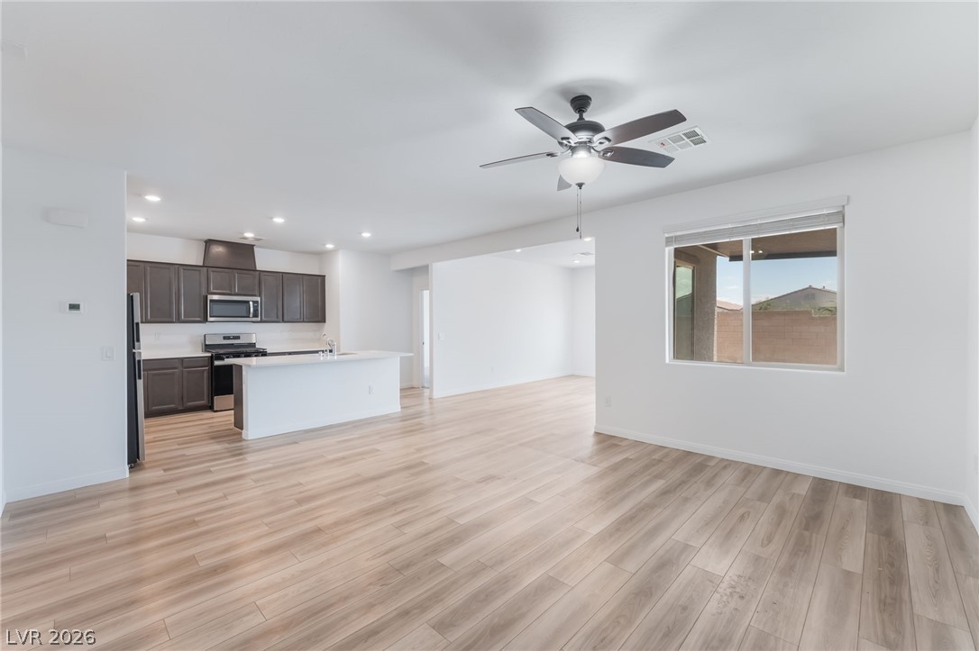 6806 Feather Hill Street North Las Vegas NV 89086