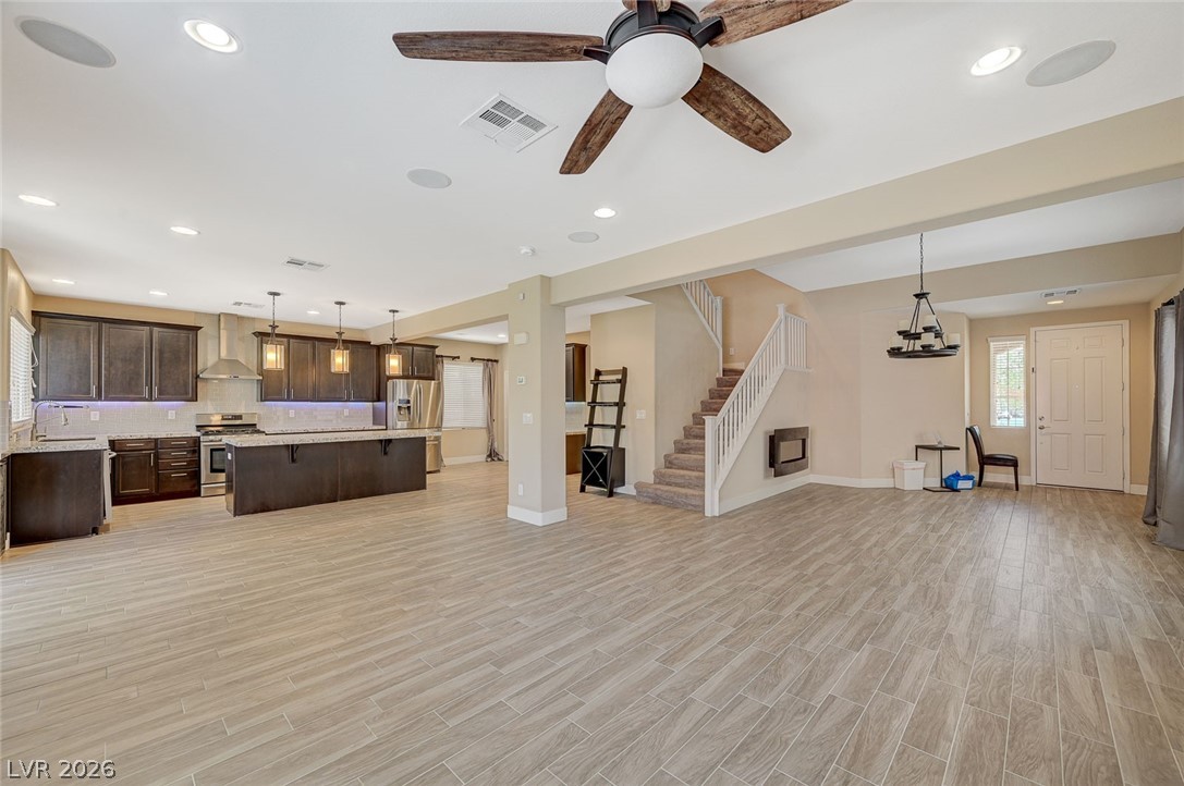9104 Leland Ranch Avenue Las Vegas NV 89178