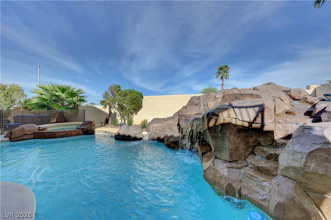 94 Ancient Hills Lane Henderson NV 89074