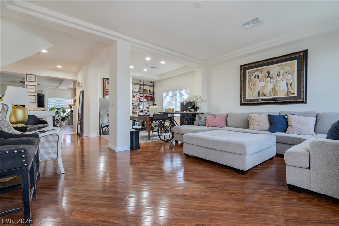 7294 River Star Court Las Vegas NV 89118