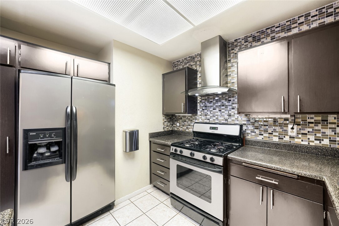 6712 Oak Valley Drive Las Vegas NV 89103