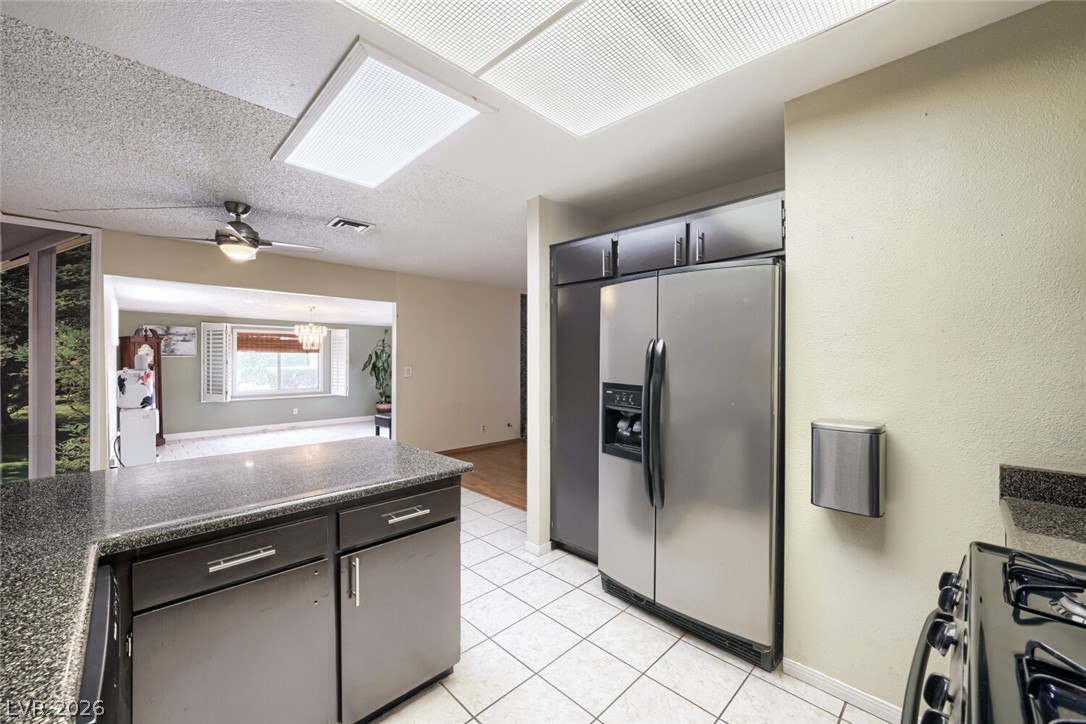 6712 Oak Valley Drive Las Vegas NV 89103