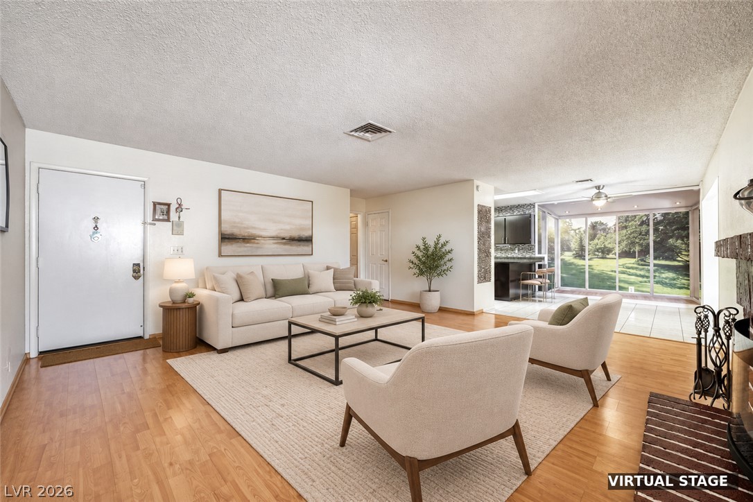 6712 Oak Valley Drive Las Vegas NV 89103