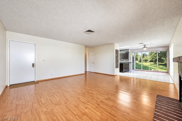 6712 Oak Valley Drive Las Vegas NV 89103
