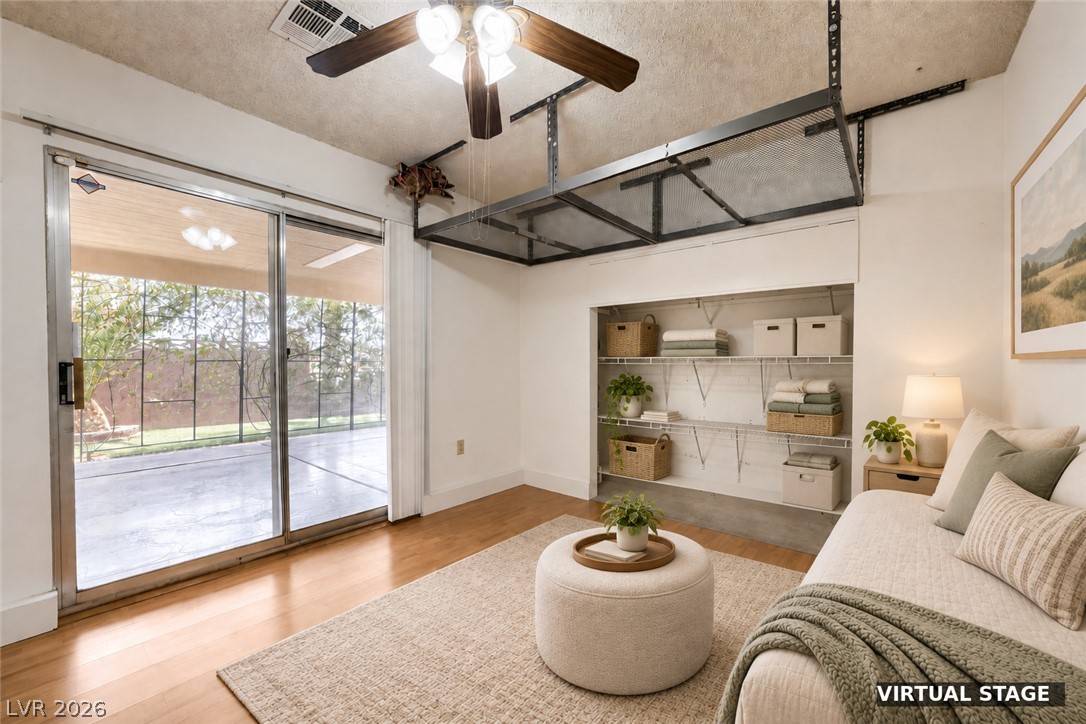 6712 Oak Valley Drive Las Vegas NV 89103