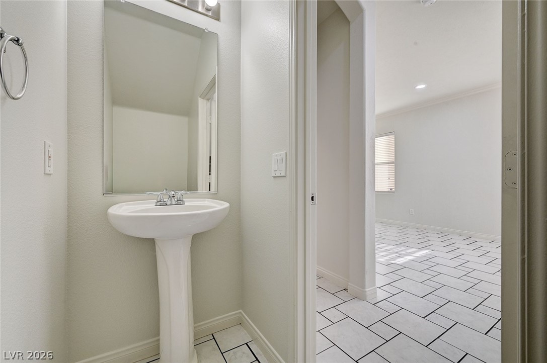 8062 Imperial Treasure Street Las Vegas NV 89139