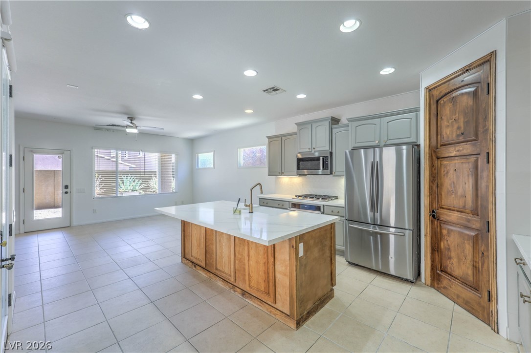 10489 Rusty Railroad Avenue Las Vegas NV 89135