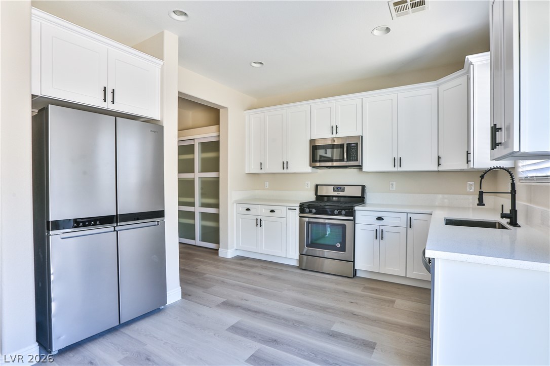 5221 Mountain Garland Lane North Las Vegas NV 89081