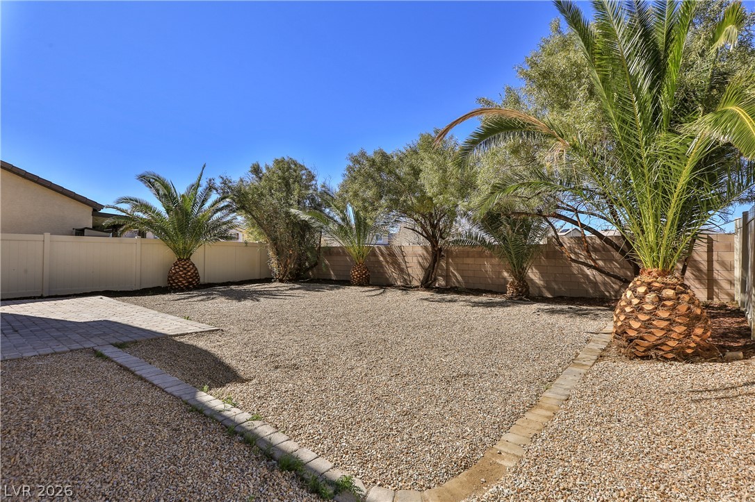 5221 Mountain Garland Lane North Las Vegas NV 89081