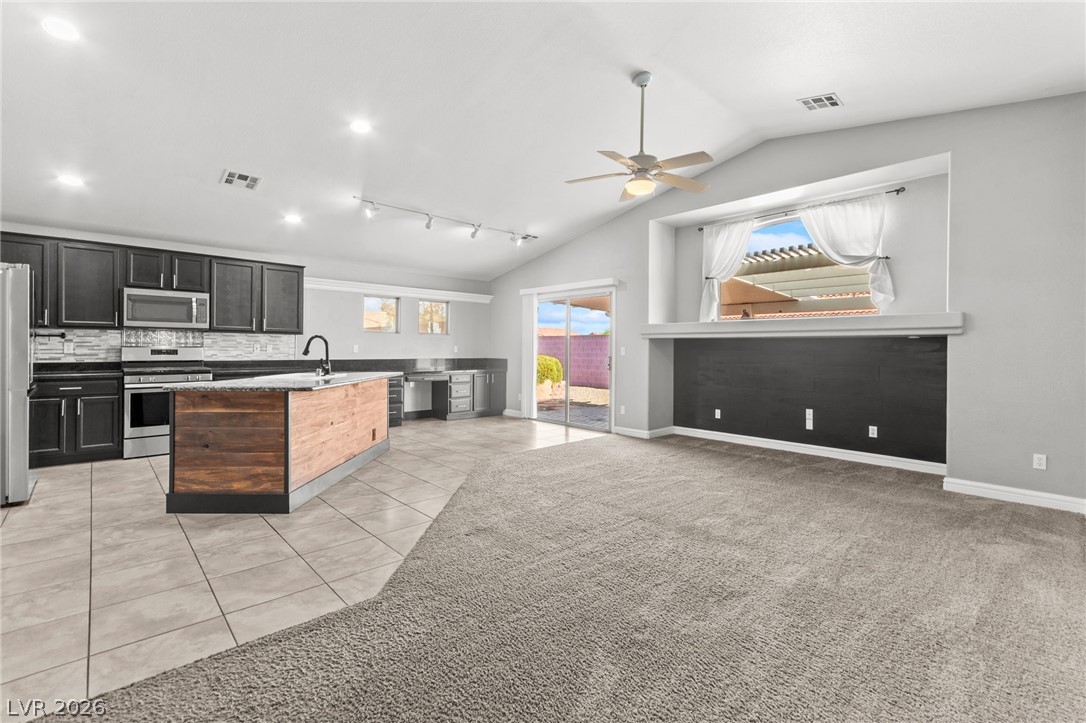 5918 Hills Echo Street North Las Vegas NV 89031