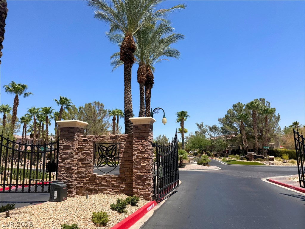 10986 Inverlochy Court Las Vegas NV 89141