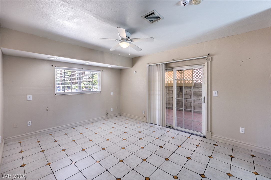 2100 Sundale Street Las Vegas NV 89102
