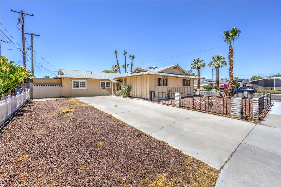 2100 Sundale Street Las Vegas NV 89102