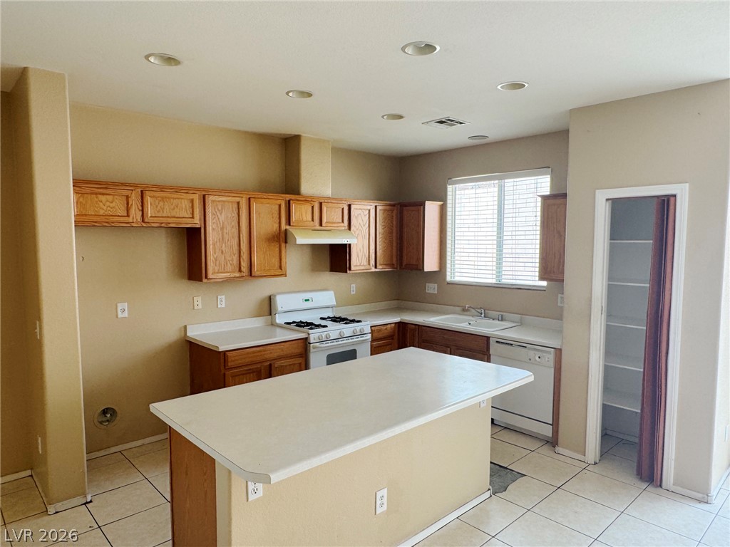 5865 Bishops Bowl Street North Las Vegas NV 89081