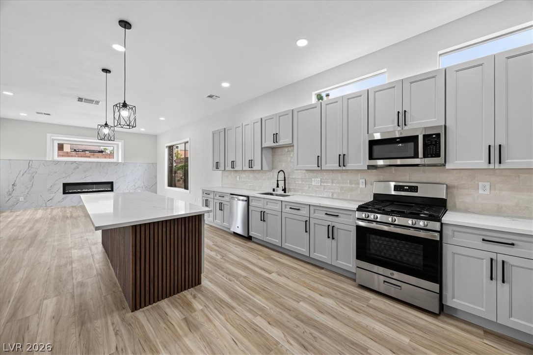 5807 Rothbury Avenue Las Vegas NV 89141