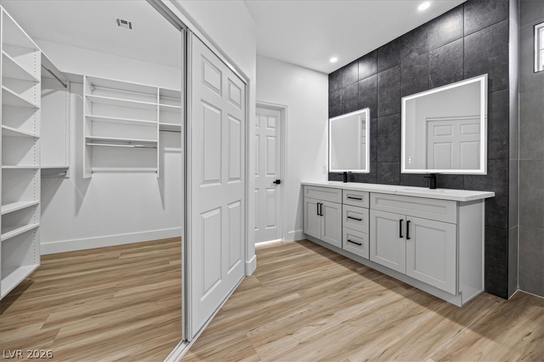 5807 Rothbury Avenue Las Vegas NV 89141